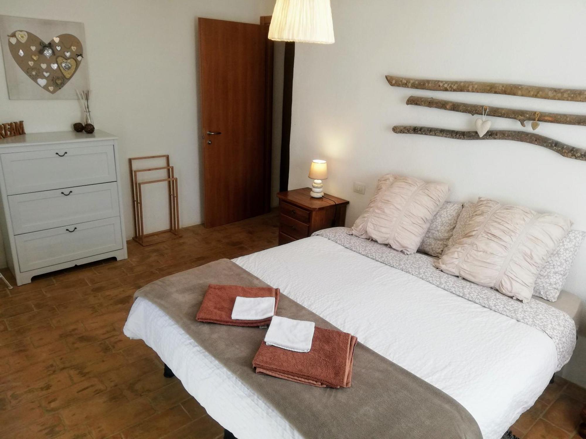 Le Ginestre Apartments أسيسي الغرفة الصورة