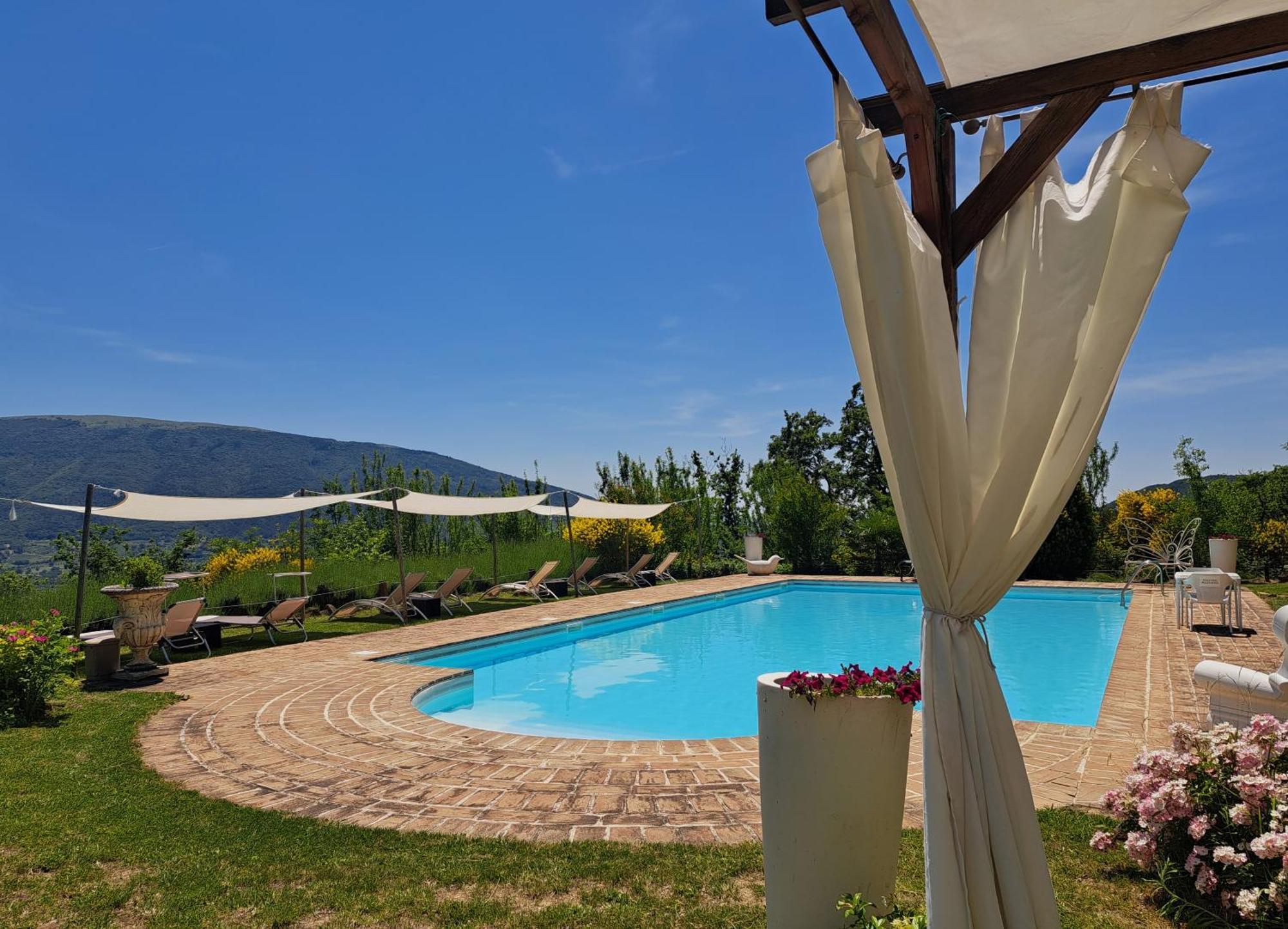 Le Ginestre Apartments أسيسي المظهر الخارجي الصورة